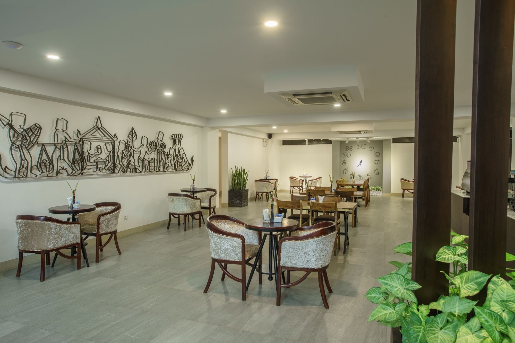 库克奥多姆酒店 金边 外观 照片